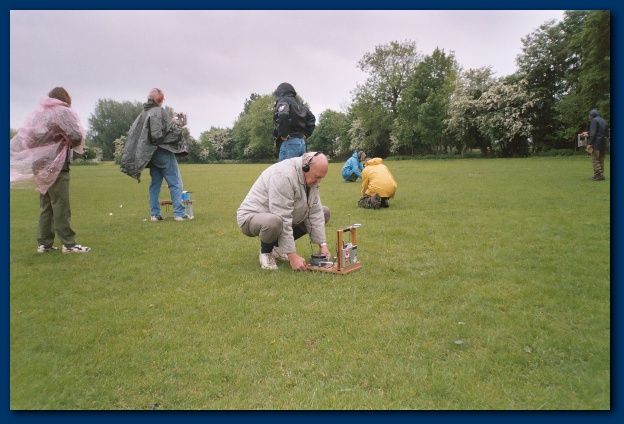 600x399 pixels (115K)